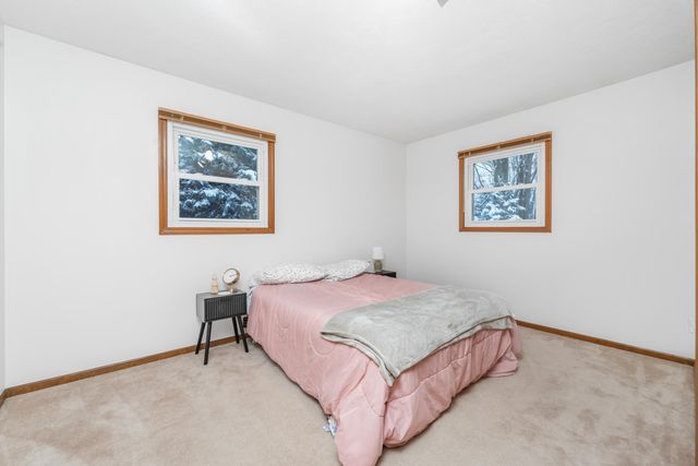 6100 Torrington Road, Kalamazoo, MI 49009