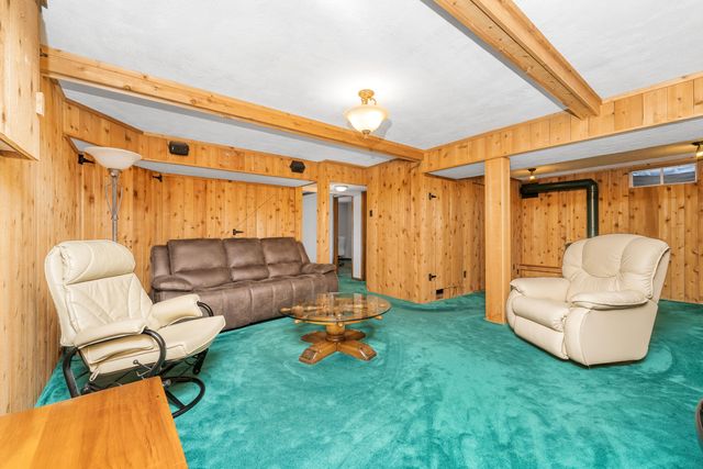 6100 Torrington Road, Kalamazoo, MI 49009