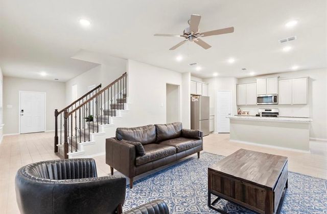 759 Gentle Bird Drive, Lavon, TX 75166