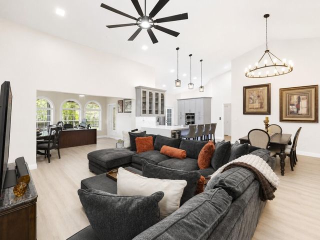 2075 NW 127th Terrace, Coral Springs, FL 33071