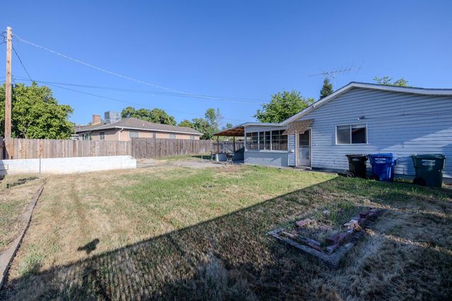 2845 Berkshire Way, Sacramento, CA 95864