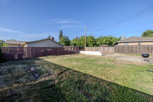 2845 Berkshire Way, Sacramento, CA 95864
