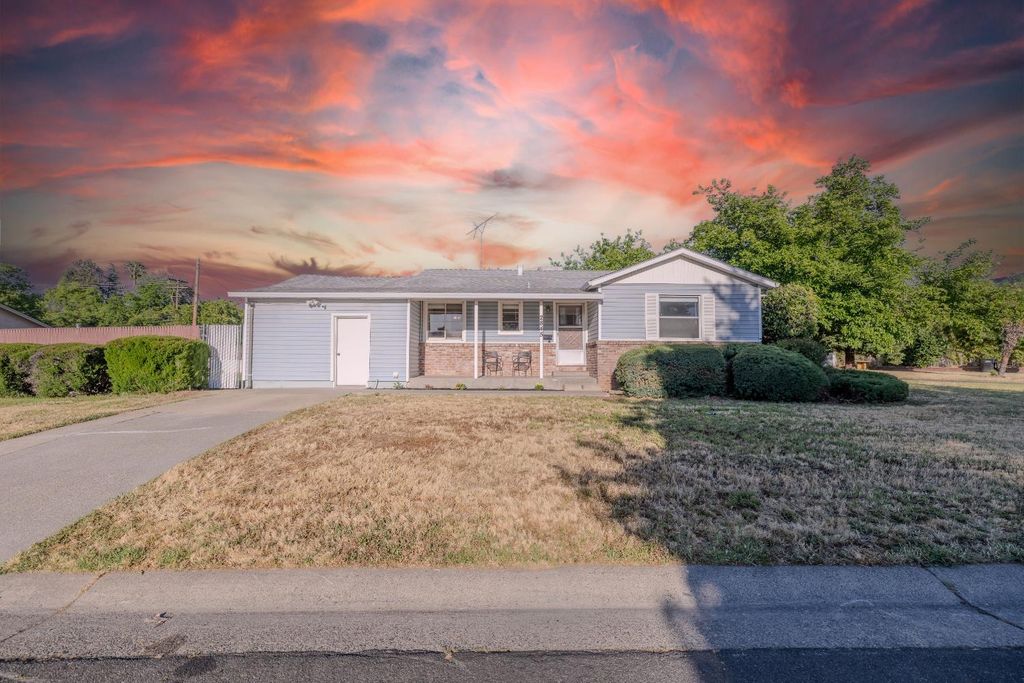 2845 Berkshire Way, Sacramento, CA 95864