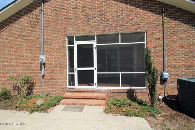 6974 River Road, Washington, NC 27889