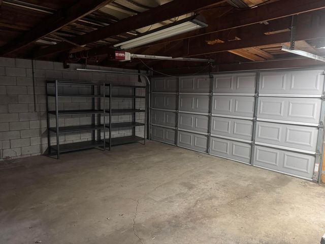1036 E 20th Avenue, Columbus, OH 43211