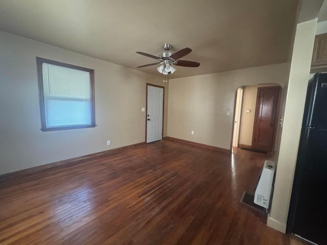 1036 E 20th Avenue, Columbus, OH 43211