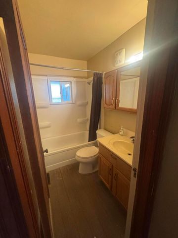 1036 E 20th Avenue, Columbus, OH 43211