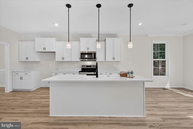 925 MOODY TOWN RD, Bumpass, VA 23024