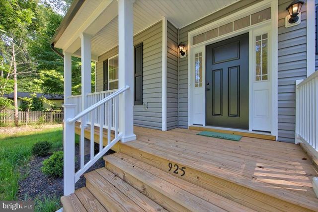 925 MOODY TOWN RD, Bumpass, VA 23024