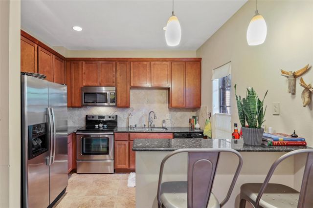 6011 E University Boulevard 246, Dallas, TX 75206