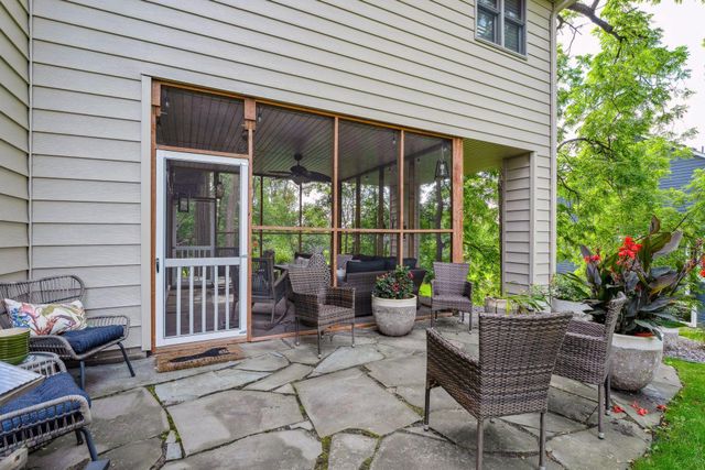 6480 Yosemite Lane, Excelsior, MN 55331
