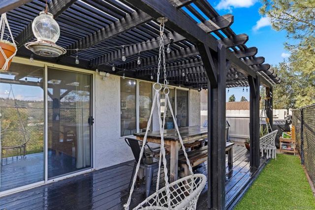 2478 Hialeah Ln, Alpine, CA 91901