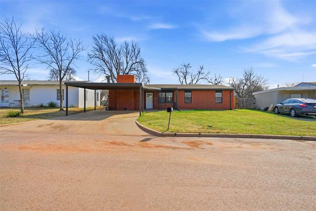 809 NW 33rd st, Lawton, OK 73505