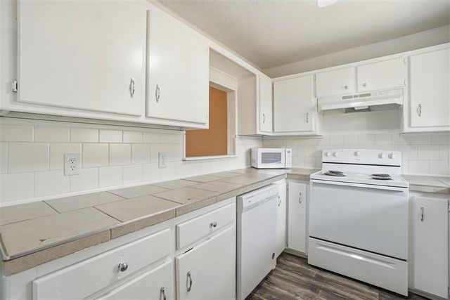 809 NW 33rd st, Lawton, OK 73505