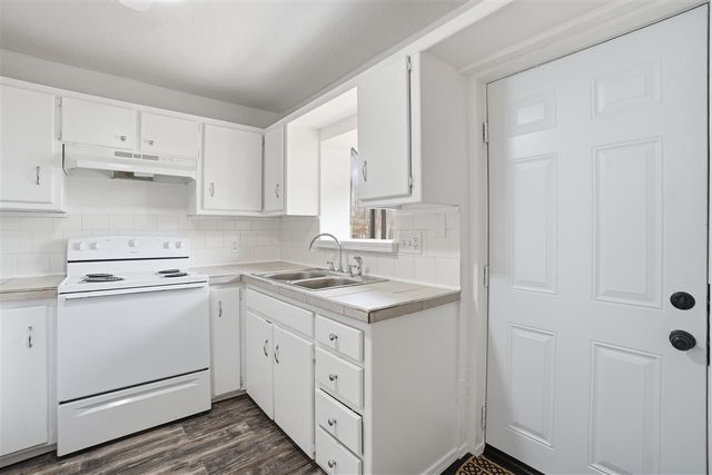 809 NW 33rd st, Lawton, OK 73505