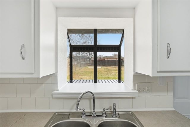 809 NW 33rd st, Lawton, OK 73505