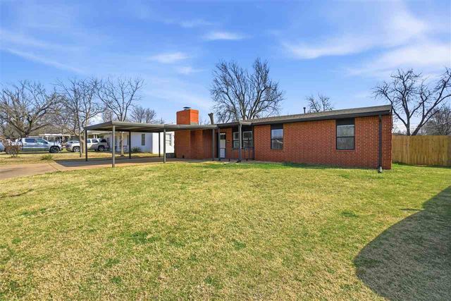 809 NW 33rd st, Lawton, OK 73505