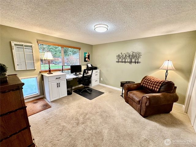 3018 Riverlea Drive SE, Olympia, WA 98501