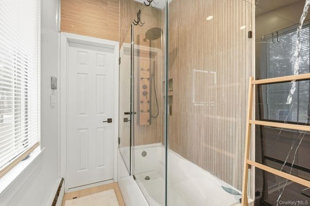 11 Oakley Road, White Plains, NY 10606