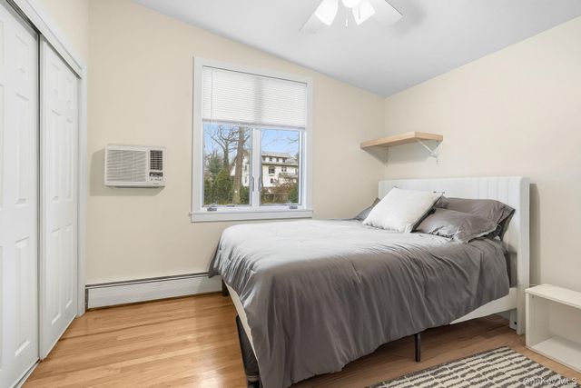 11 Oakley Road, White Plains, NY 10606