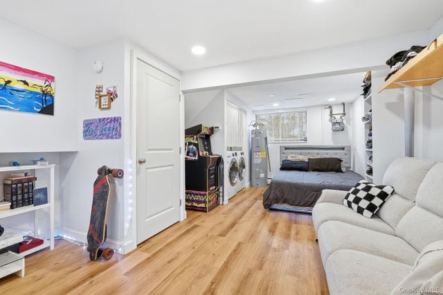 11 Oakley Road, White Plains, NY 10606