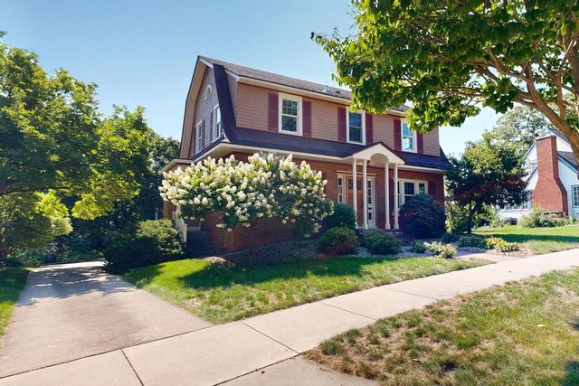 111 E Prospect STREET, Stoughton, WI 53589