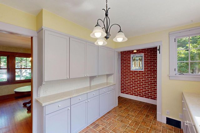 111 E Prospect STREET, Stoughton, WI 53589