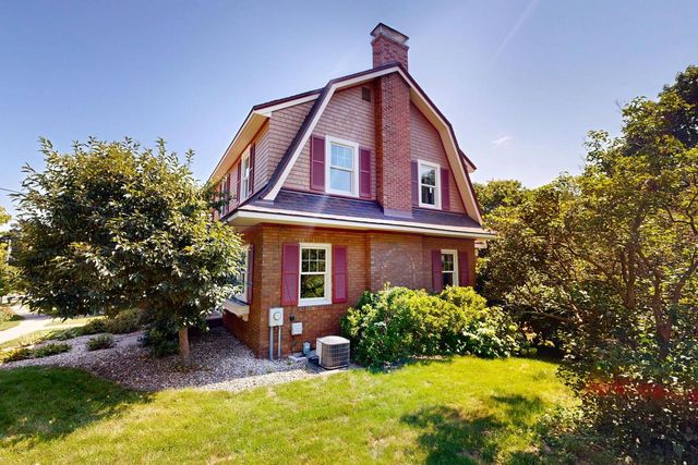 111 E Prospect STREET, Stoughton, WI 53589