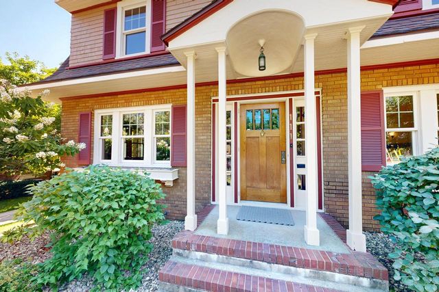 111 E Prospect STREET, Stoughton, WI 53589