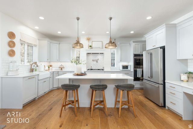 342 W CLARK CIR, Farmington, UT 84025