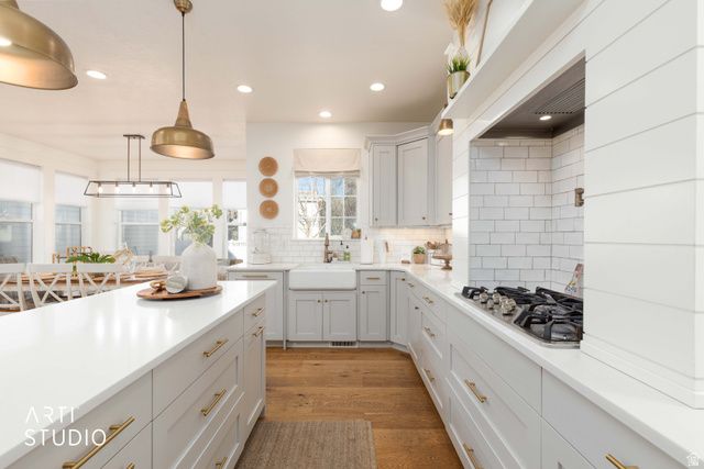 342 W CLARK CIR, Farmington, UT 84025