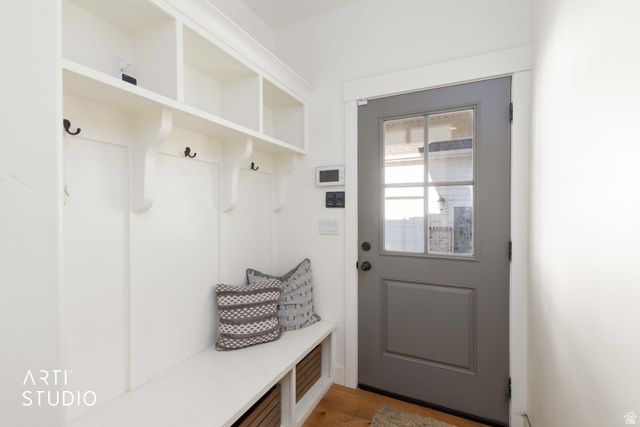 342 W CLARK CIR, Farmington, UT 84025