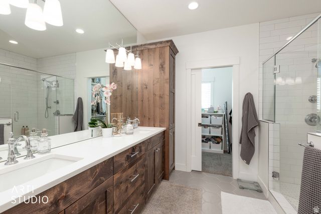 342 W CLARK CIR, Farmington, UT 84025