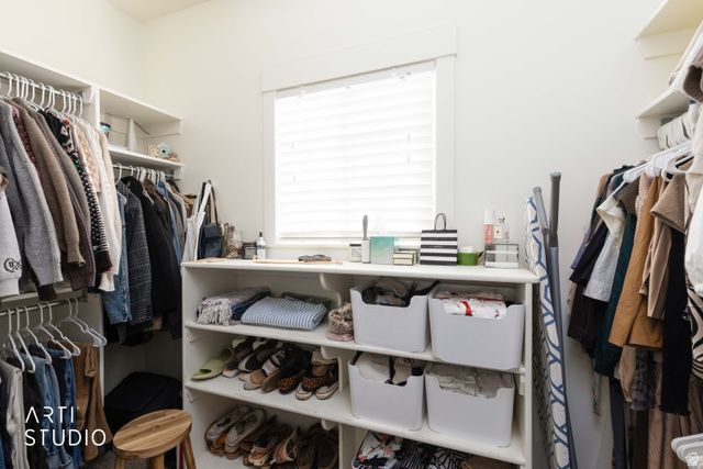 342 W CLARK CIR, Farmington, UT 84025