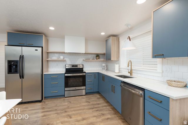 342 W CLARK CIR, Farmington, UT 84025