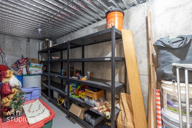 342 W CLARK CIR, Farmington, UT 84025