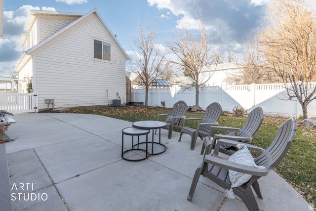 342 W CLARK CIR, Farmington, UT 84025