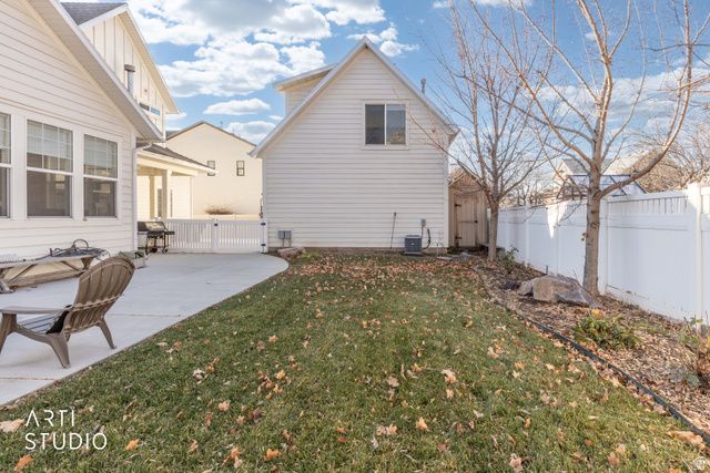 342 W CLARK CIR, Farmington, UT 84025