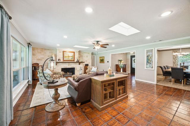 660 Sorita Circle, Heath, TX 75032