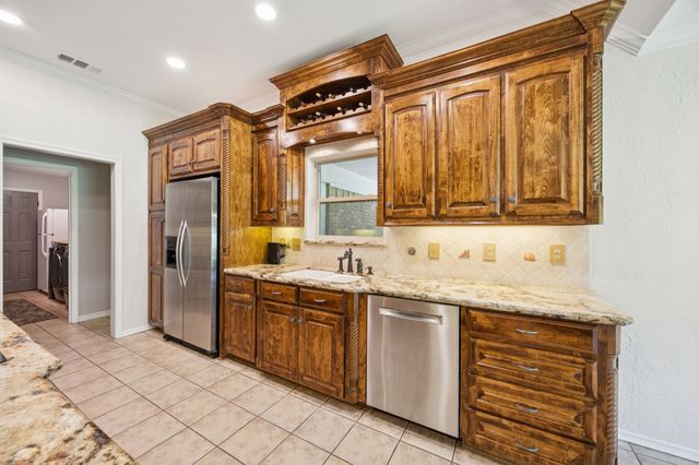 660 Sorita Circle, Heath, TX 75032