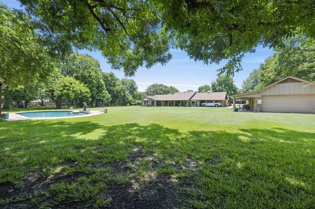 660 Sorita Circle, Heath, TX 75032