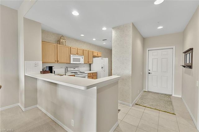 17120 Bridgestone CT 305, Fort Myers, FL 33908
