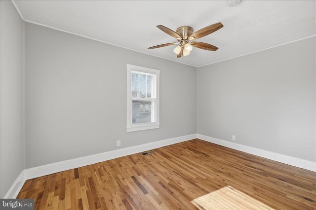 155 ROYAL AVE, Winchester, VA 22602