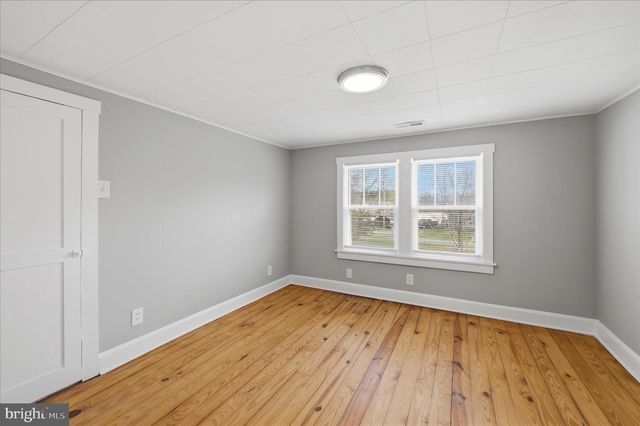 155 ROYAL AVE, Winchester, VA 22602