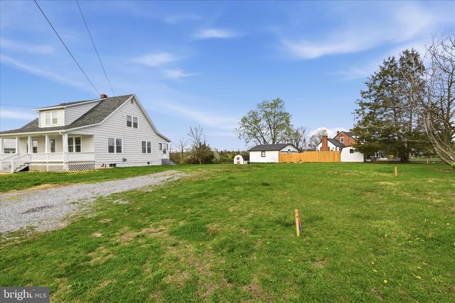 155 ROYAL AVE, Winchester, VA 22602