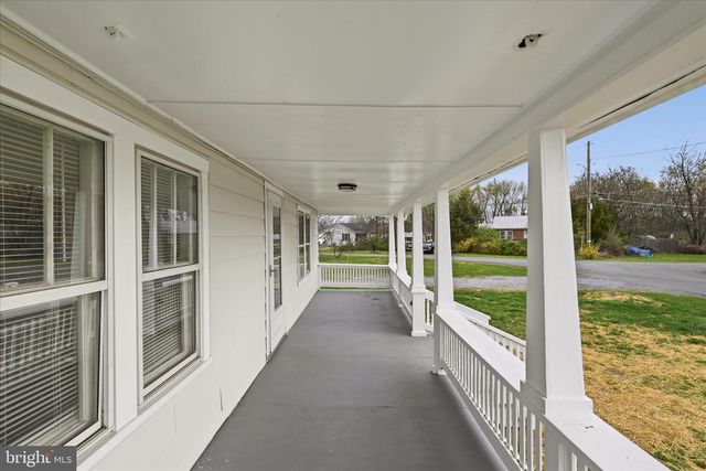 155 ROYAL AVE, Winchester, VA 22602