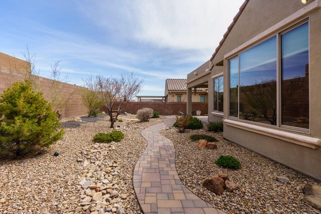 2324 Chuckwalla Spring Trail NW, Albuquerque, NM 87120