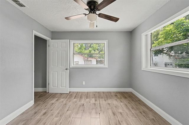122 S GARFIELD AVENUE, Deland, FL 32724