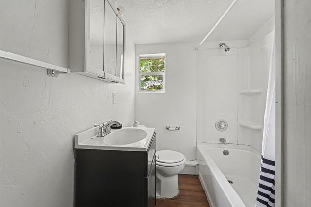 122 S GARFIELD AVENUE, Deland, FL 32724