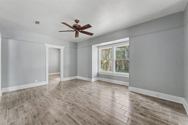 122 S GARFIELD AVENUE, Deland, FL 32724